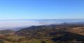 2016 1732 - (Clermont-Ferrand)  Vue sur la vallée et quelques puys depuis le Puy de Dôme