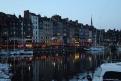 2014 1503 - (Honfleur) La nuit tombe et les lumières s'allument sur la Claire