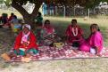 2019 1072 - (Lifou) Wé - Femmes en robe popinée sur le marché