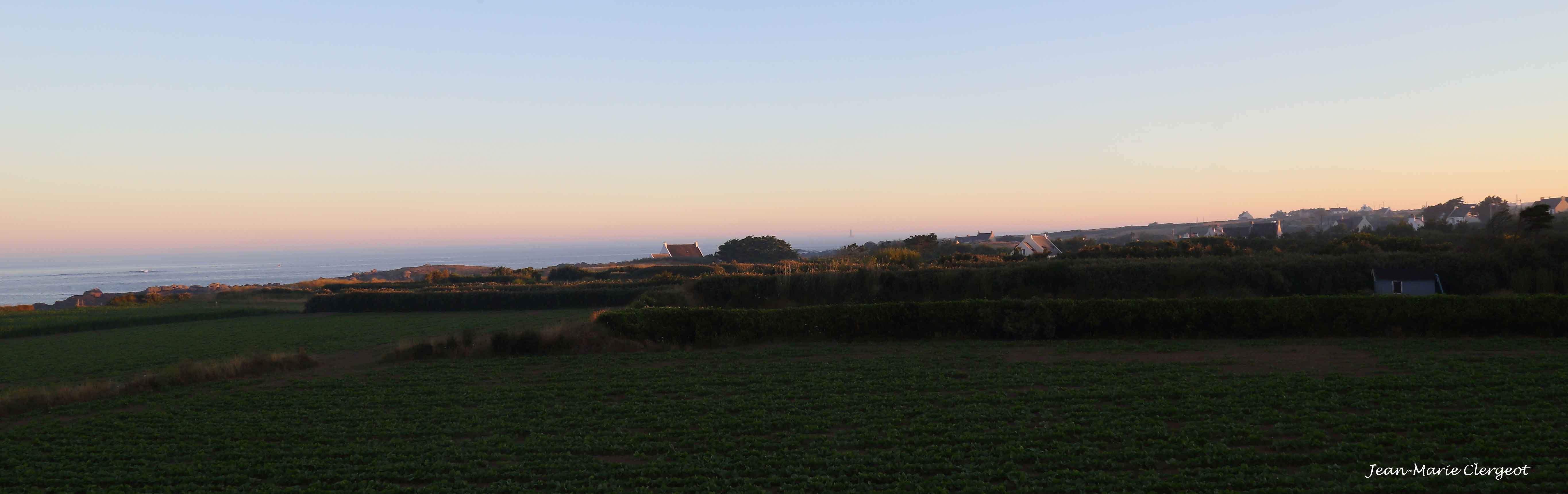 2016 0861 - (Melon) Lever de soleil sur la côte...