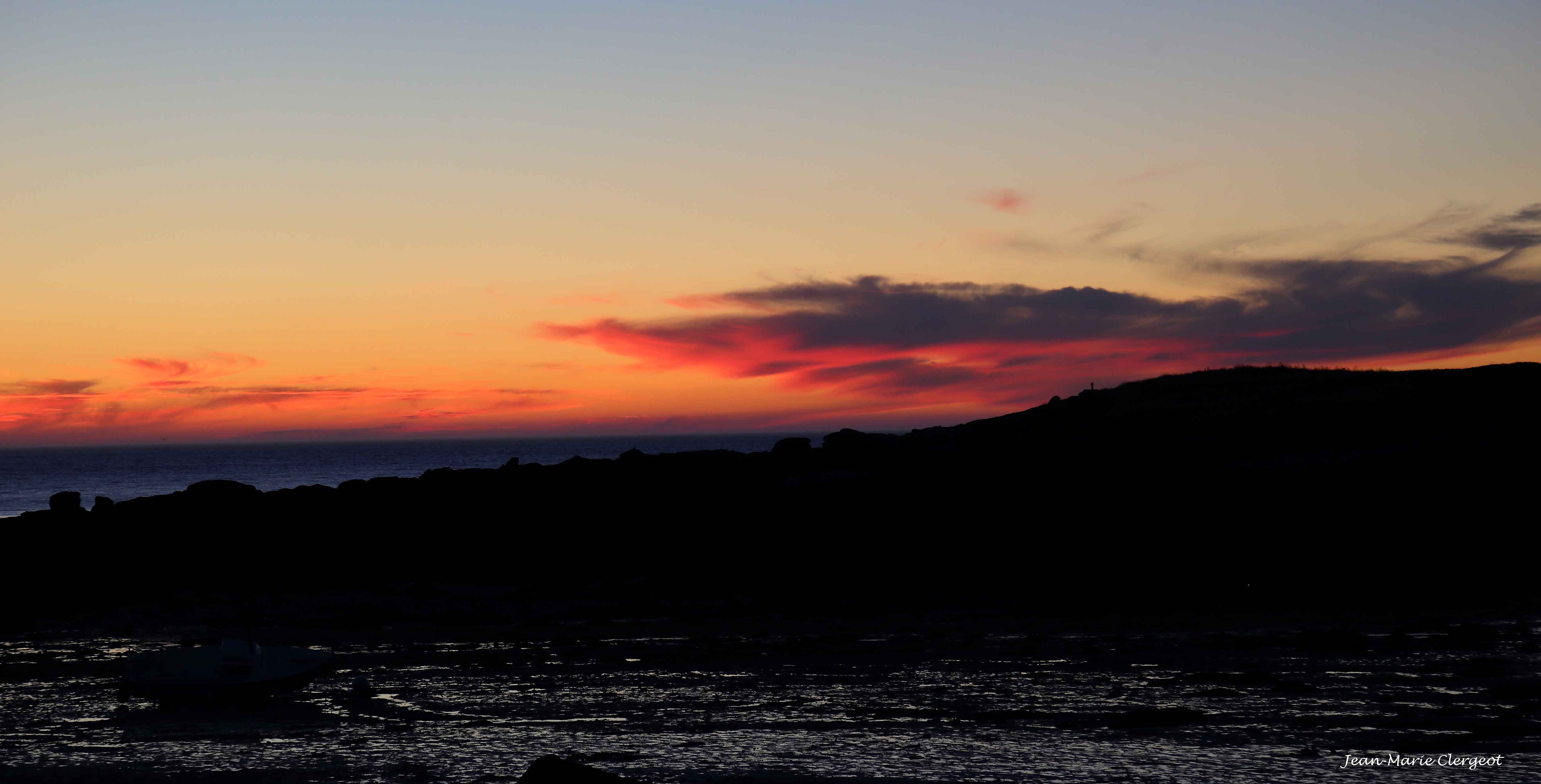 2016 0884 - (Melon) Le rouge et le noir...