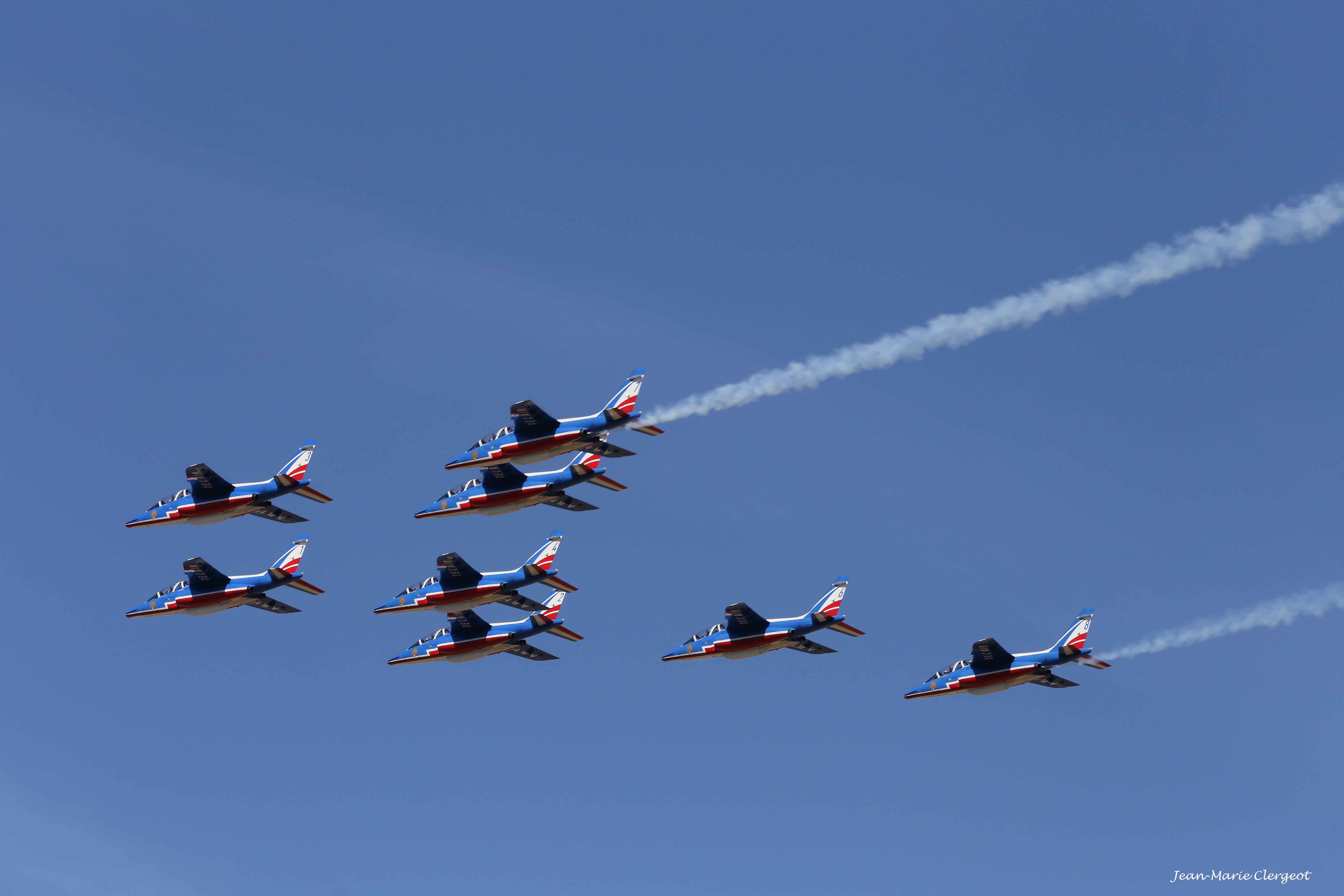 2018 0957 - (Les Mureaux) Fête de l'Air - La Patrouile de France - Passage en formation