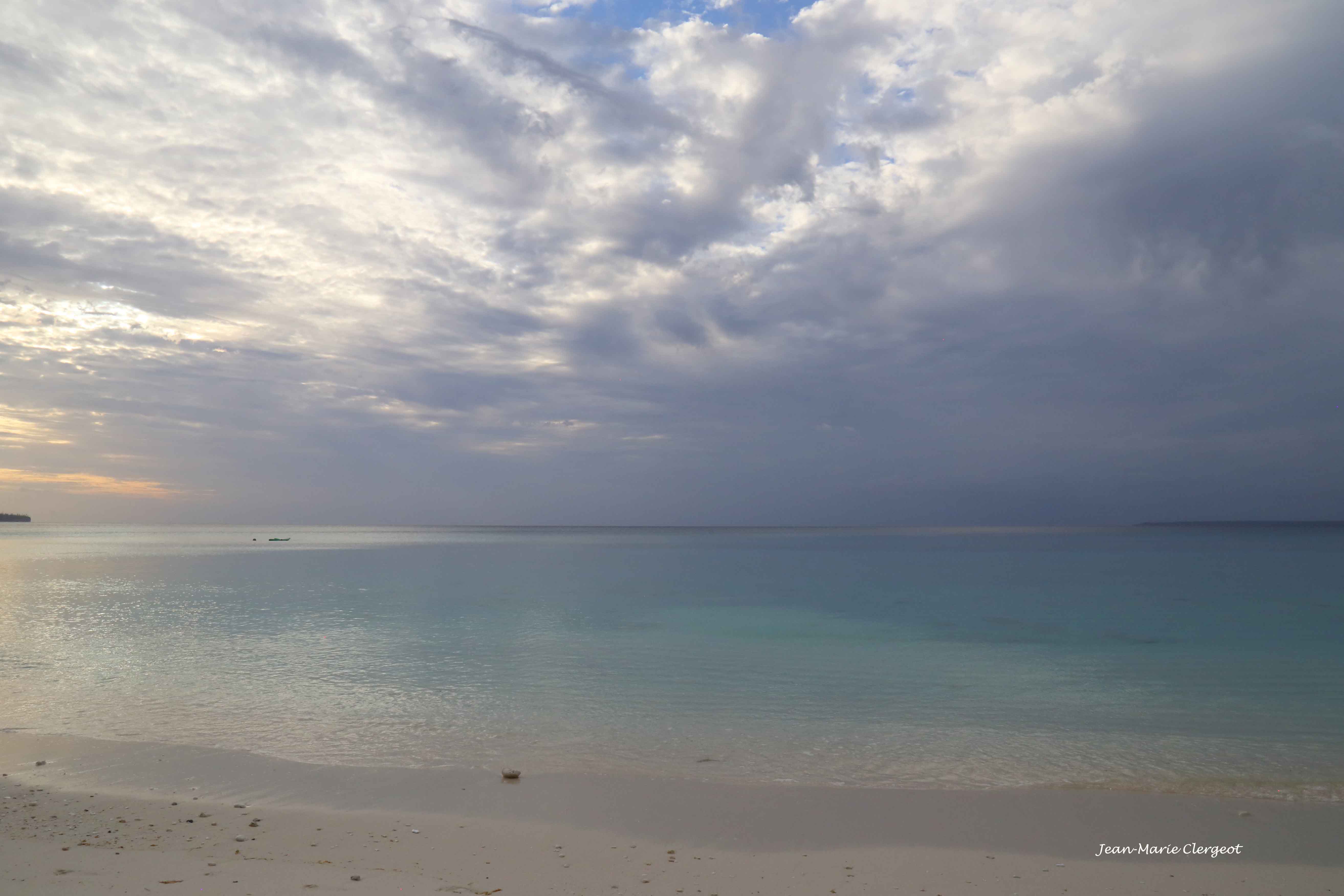 2019 1125 - (Lifou) Drueulu - La plage de Peng