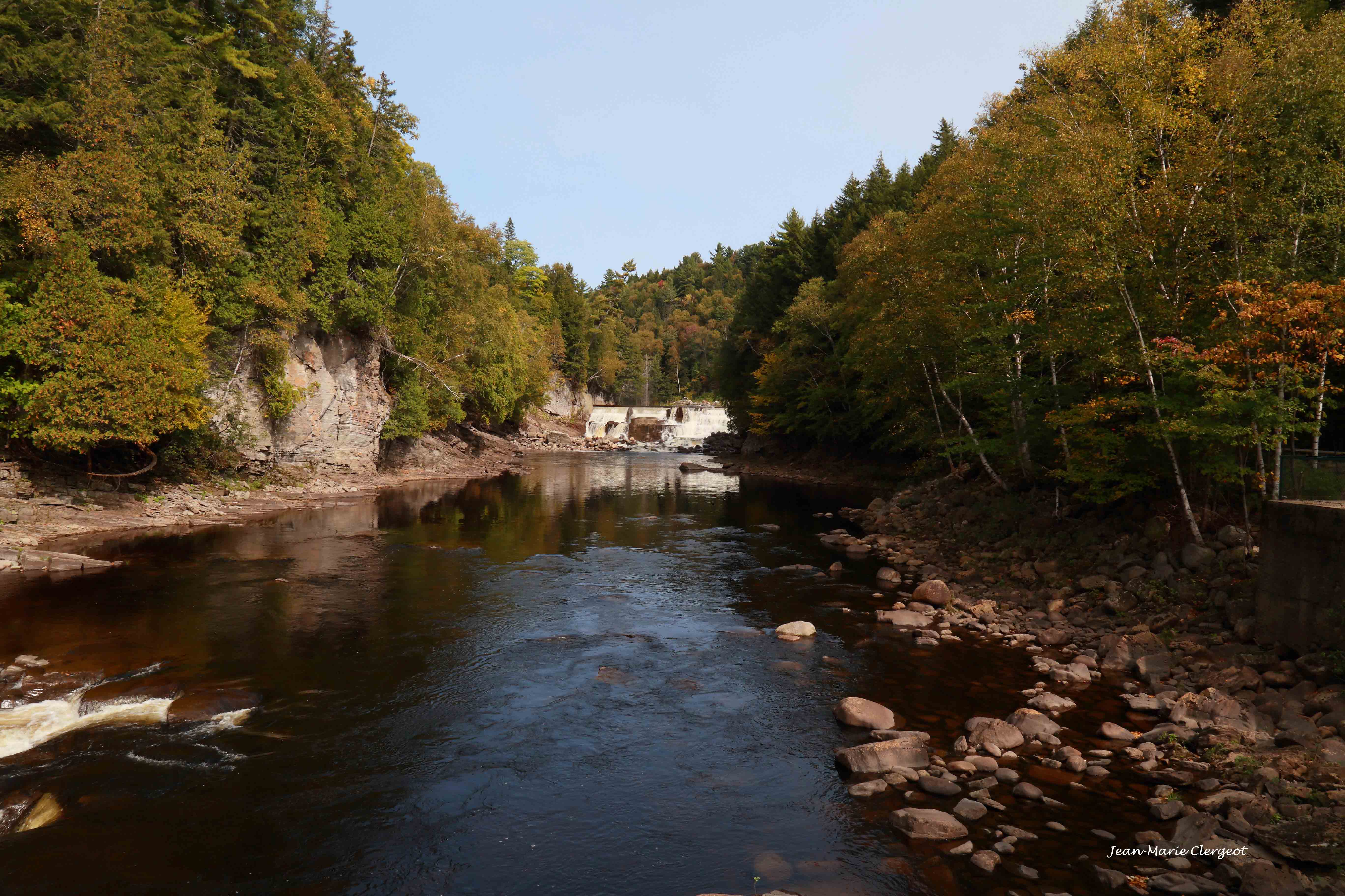 2023 0921 - (Sainte-Anne-de-Beaupré) Chute dans le Canyon Sainte-Anne Sainte-Anne