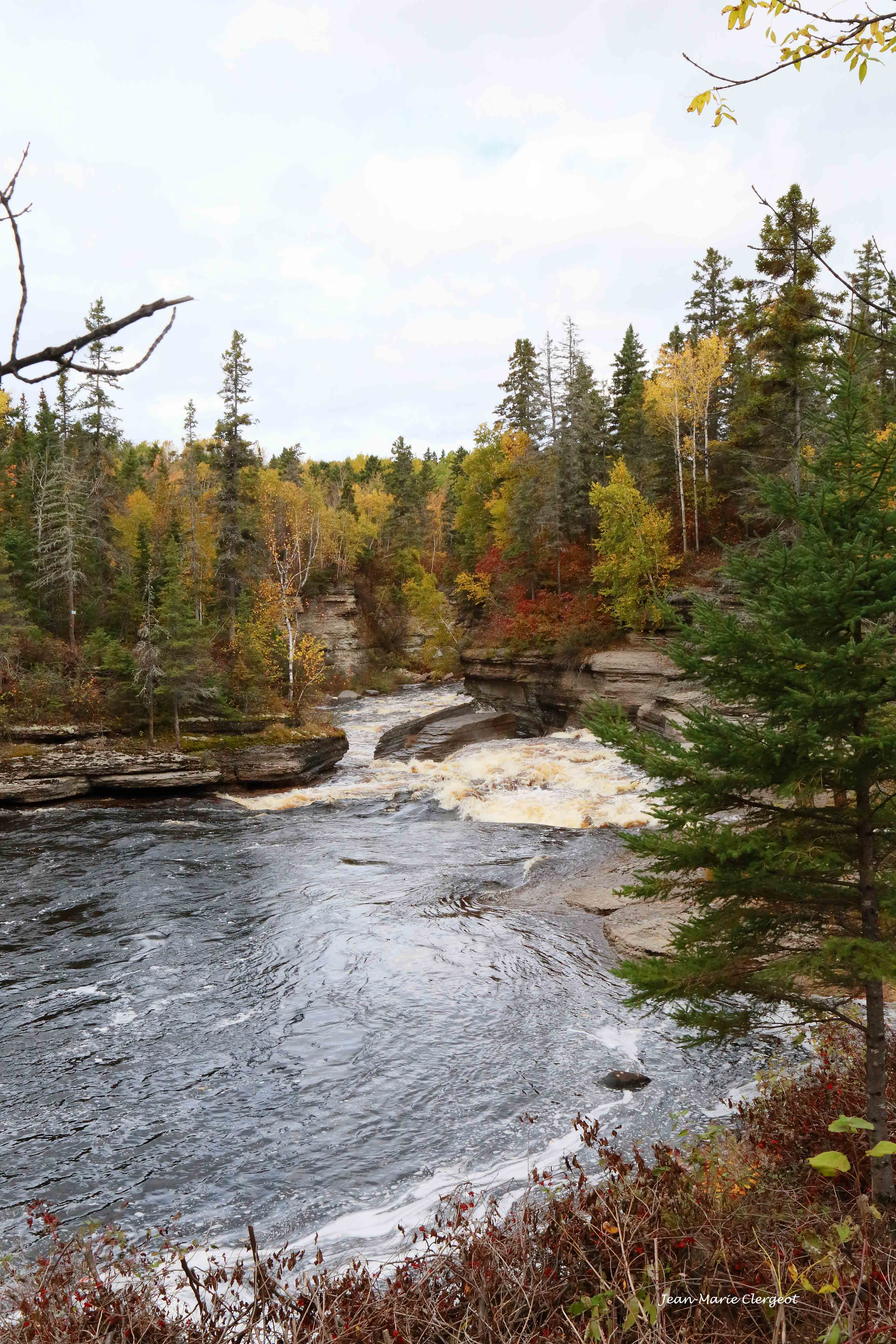 2023 1313 - (Val Jalbert) La Rivière Ouiatchouan